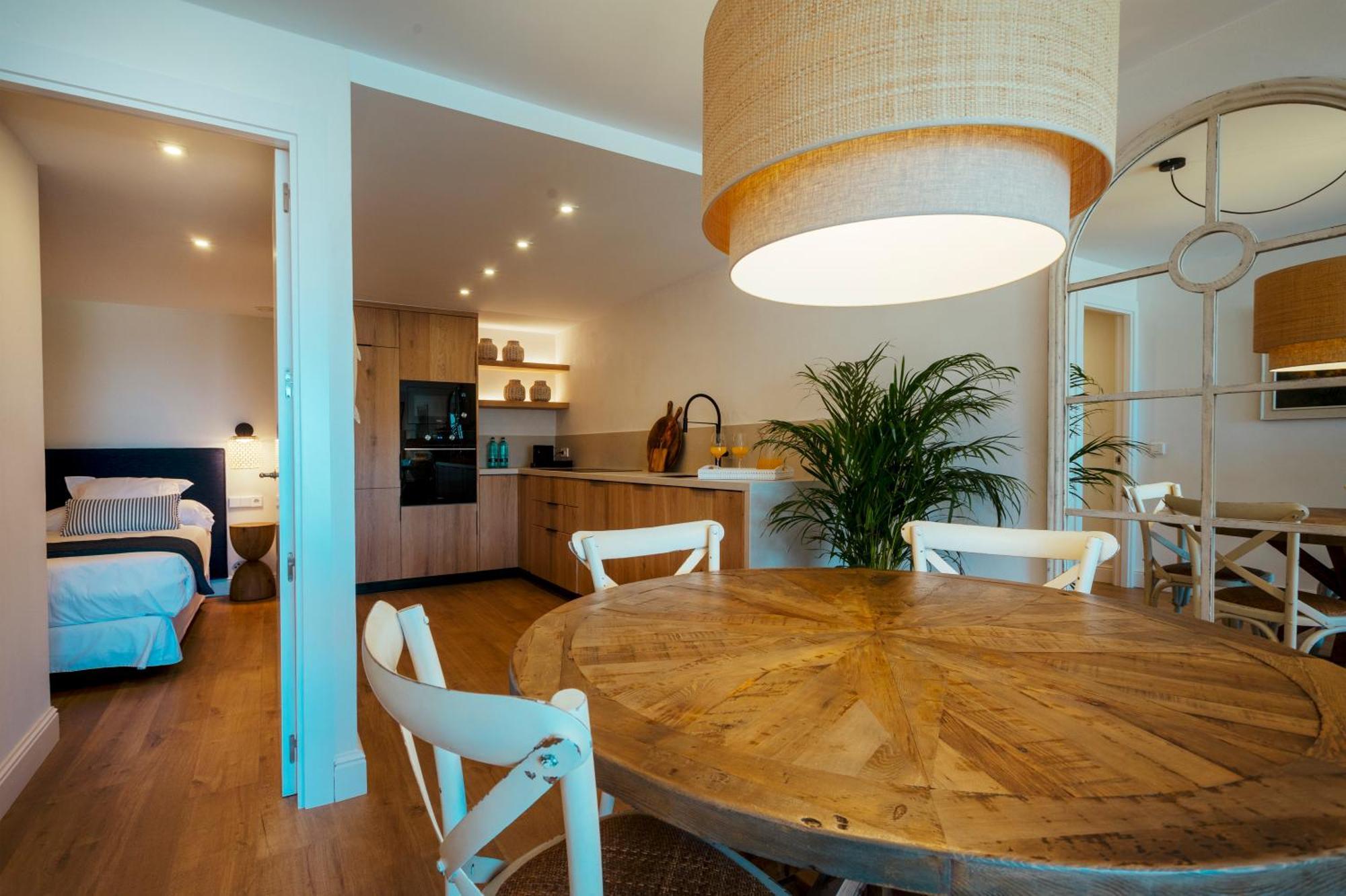 בגור Aiguablava Luxury Apartments מראה חיצוני תמונה